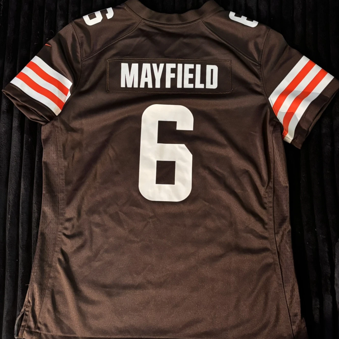 WOMEN’S BAKER MAYFIELD BROWNS NIKE JERSEY SIZE LARGE