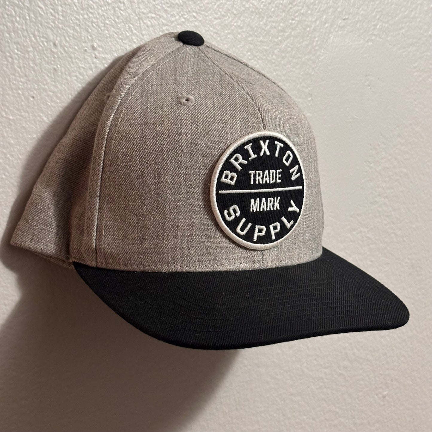 MEN'S BRIXTON SNAP BACK HAT