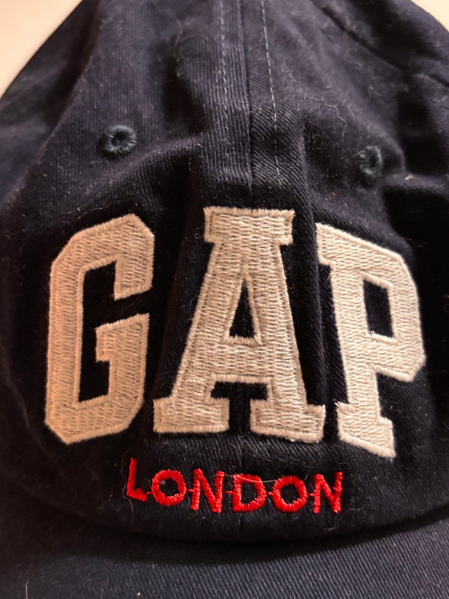 ADULT GAP LONDON HAT