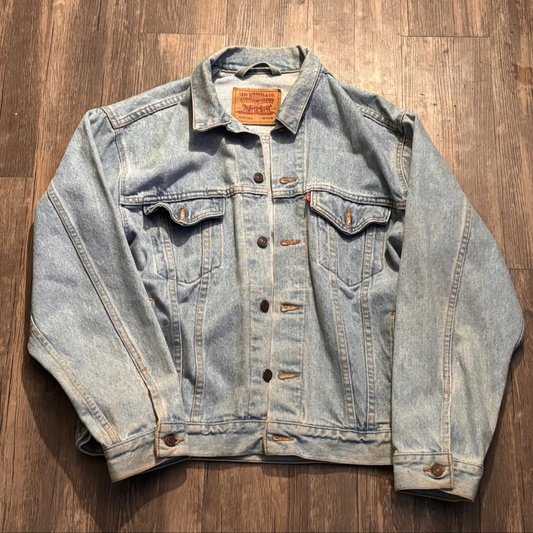 VTG MEN'S LEVIS DENIM TRUCKER JACKET SIZE MEDIUM