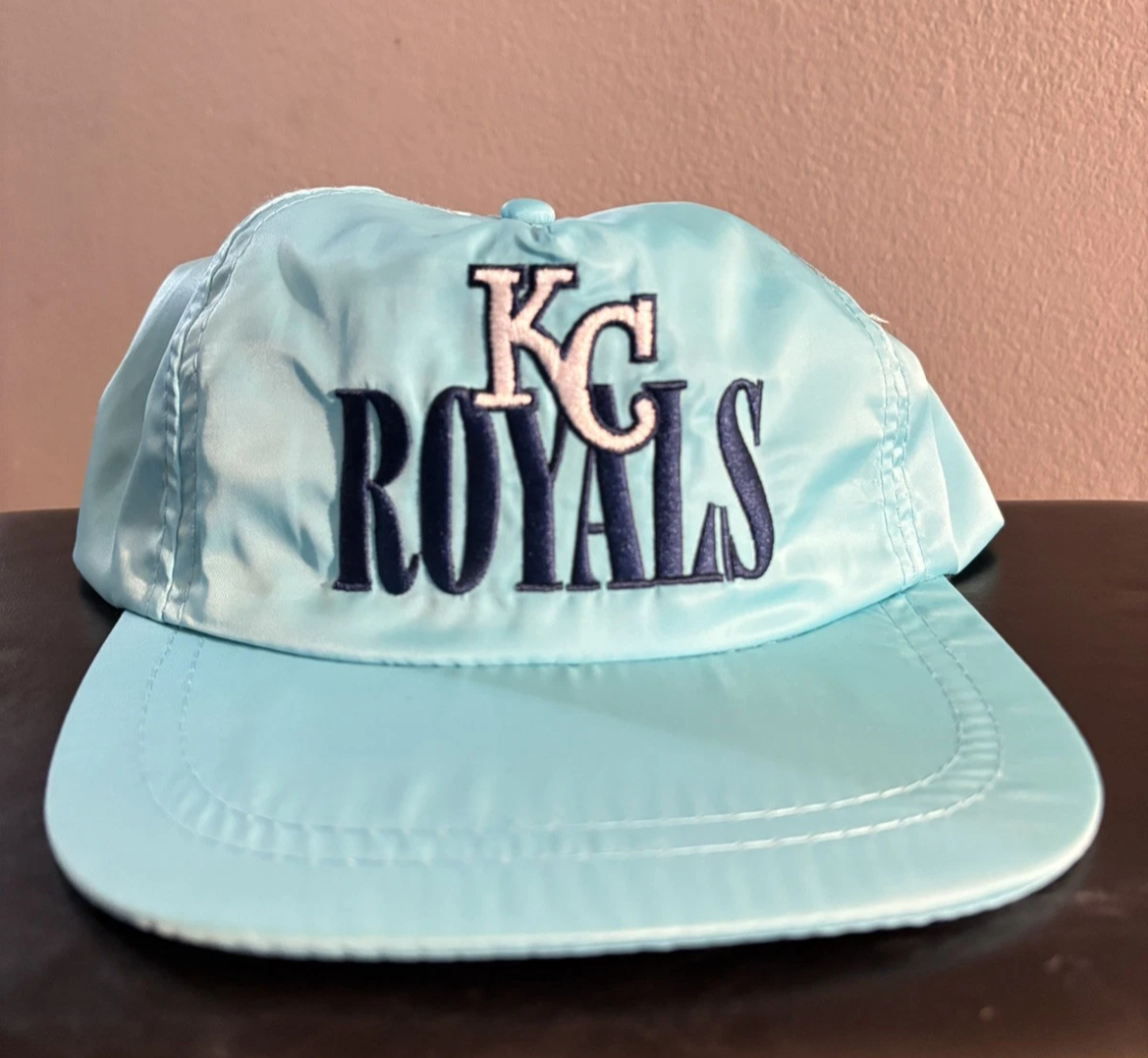 VTG KC ROYALS SATIN SNAP BACK HAT